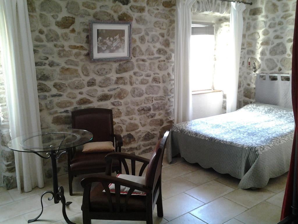 Le Mas De La Musardiere Chambres D Hotes Les Assions Phòng bức ảnh